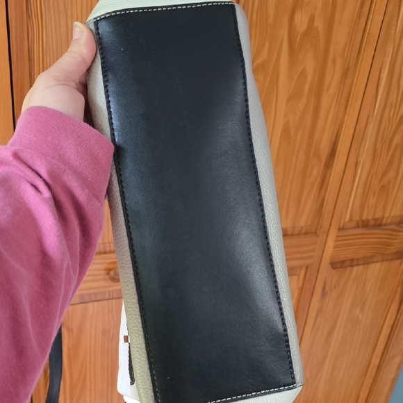 Kate Spade Gray and Black Shoulder Bag EUC - Picture 11 of 11